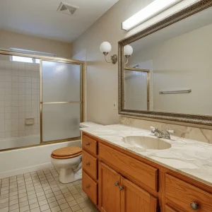 bathroom_reno_befor_orillia